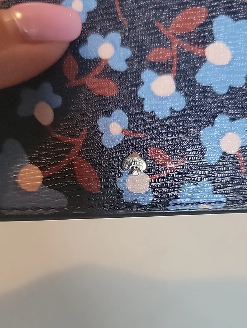 kate spade Navy Floral Card Case Like New